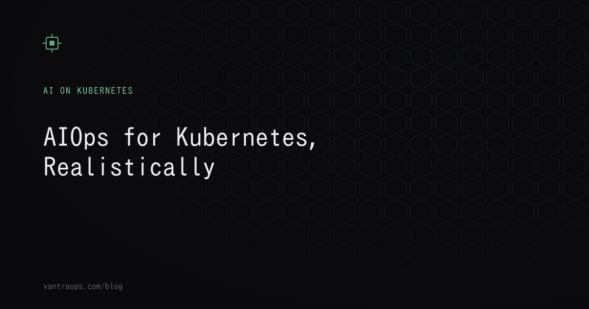 Abstract chip and circuit icon representing AIOps for Kubernetes